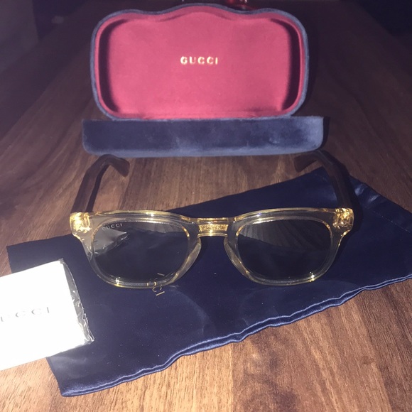 New Gucci unisex Sunglasses - Picture 5 of 6
